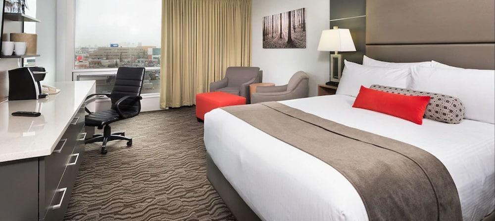 Carriage House Hotel And Conference Centre YYC Esterno foto