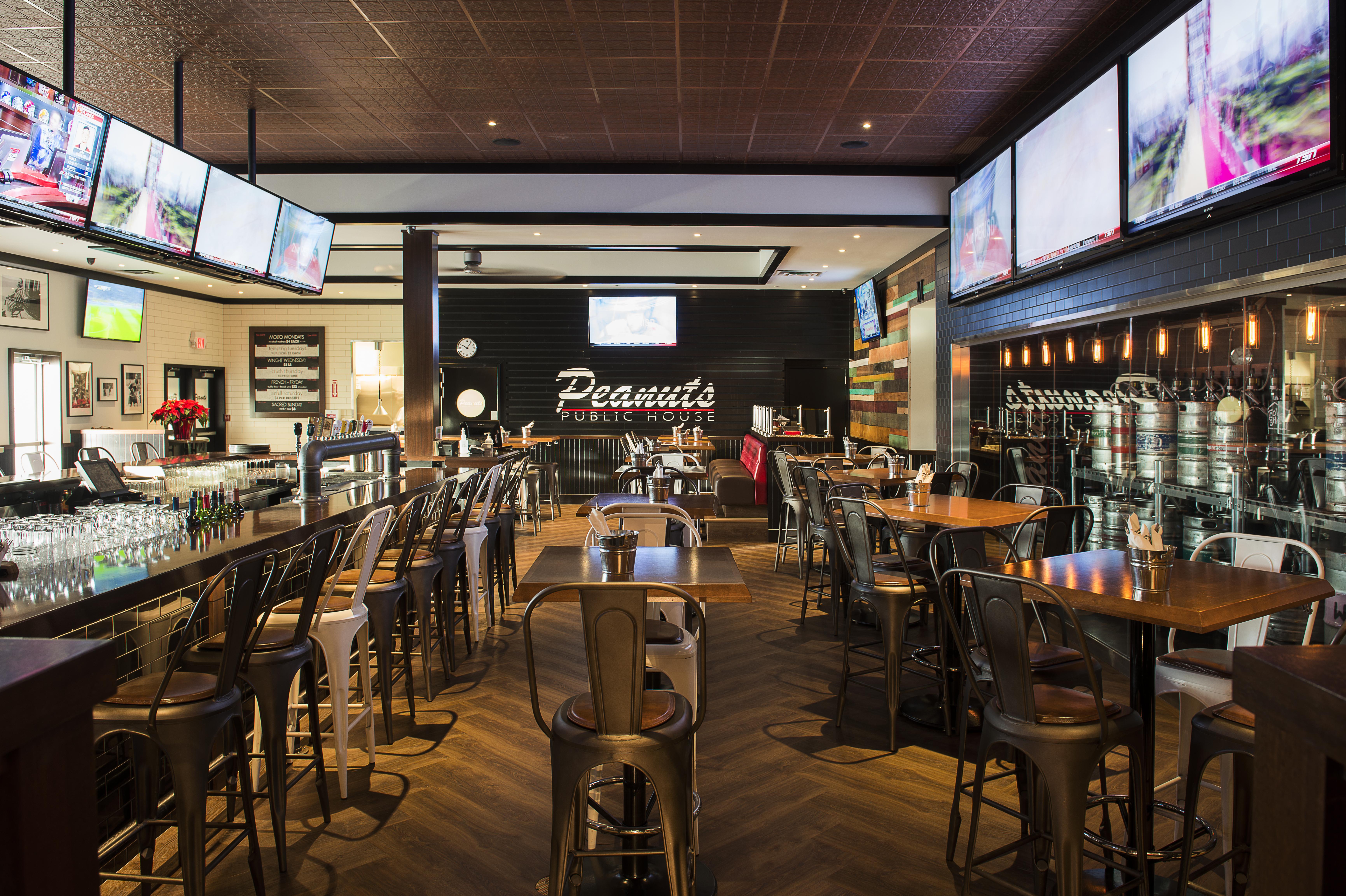 Carriage House Hotel And Conference Centre YYC Esterno foto