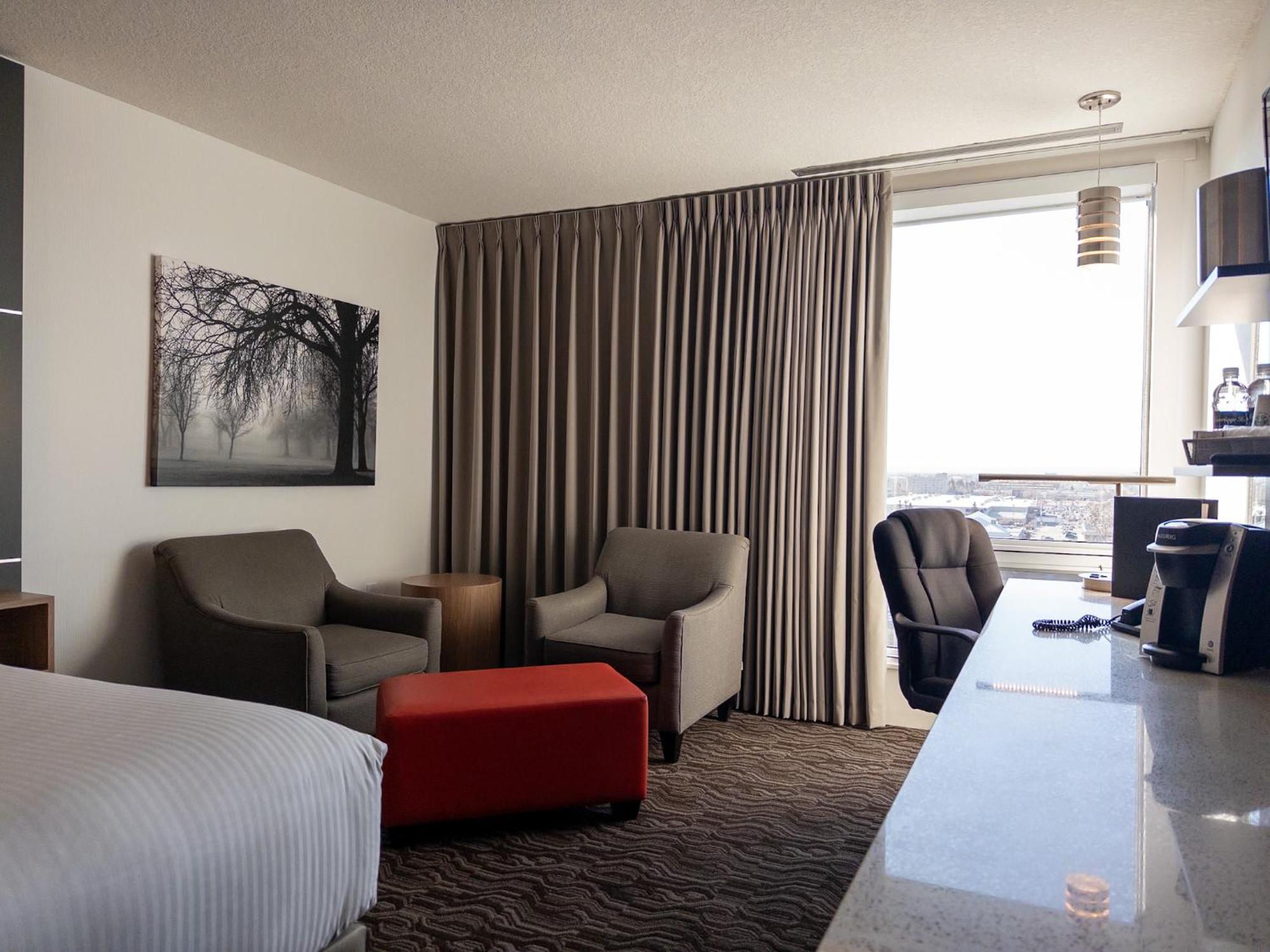 Carriage House Hotel And Conference Centre YYC Esterno foto